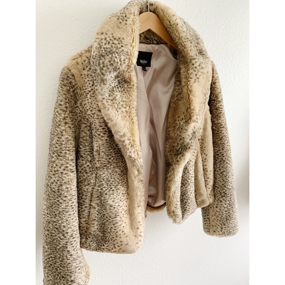 Mossimo Supply Co. Jackets & Blazers - Mossimo Faux Fur Animal Print Coat
